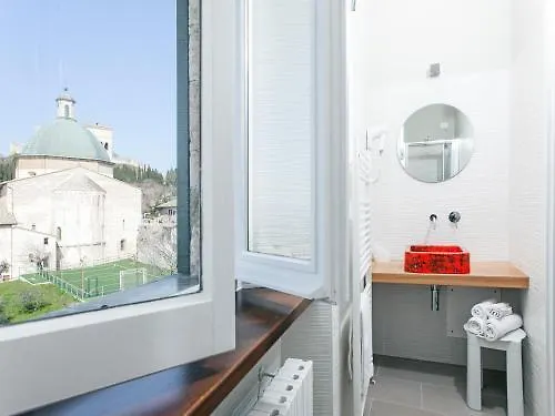 Hotel Ideale Assisi 3*,